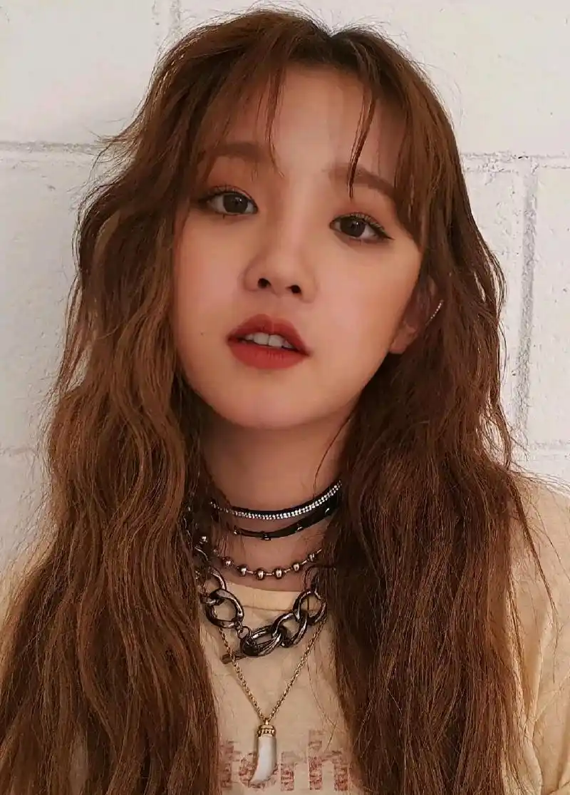 超萌可爱宋雨琦