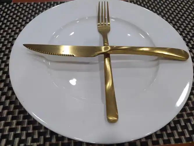 西餐刀叉摆放的5大暗语你知道多少?