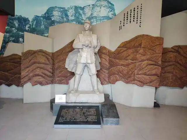 实拍左权将军陵园,还原一代名将有血有肉的瞬间,回顾他那个年代的峥嵘