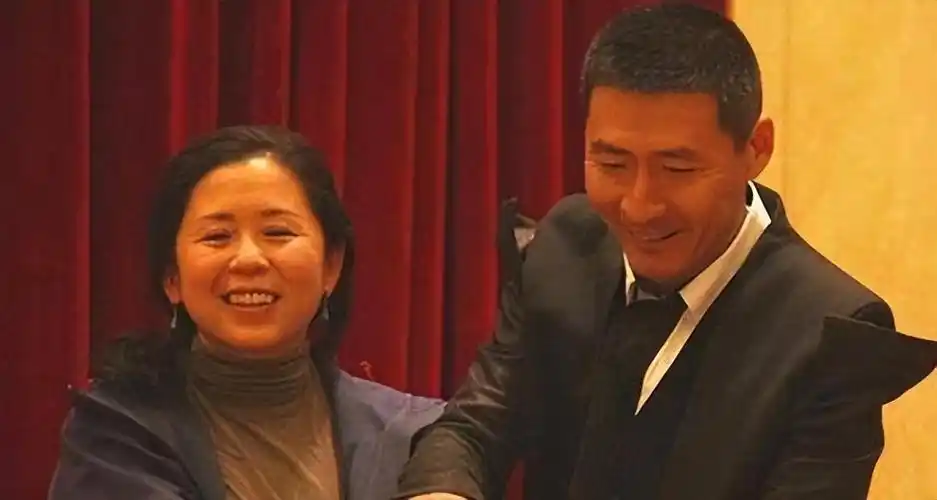 回顾从5登春晚到沦落精神病院金玉婷的结局印证了郭德纲的话