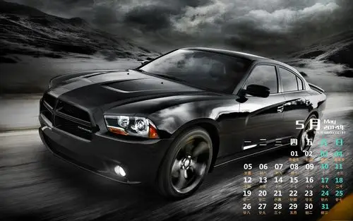 2014年5月日历壁纸黑色霸气汽车图片