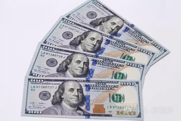 新钞一百美元