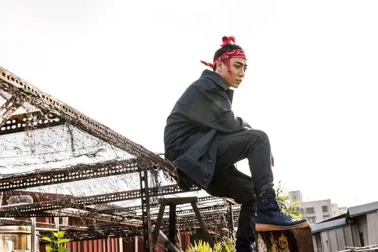 我可能是最后写"成都迪士尼"的人?华语嘻哈,怎么就成了"笑话"