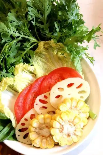 为降低点多样化蔬菜而造成整份浪费的可能性,阿吉慕家推出这种"一站化