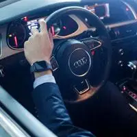 开车霸气范男生头像男人开车照片真实照片