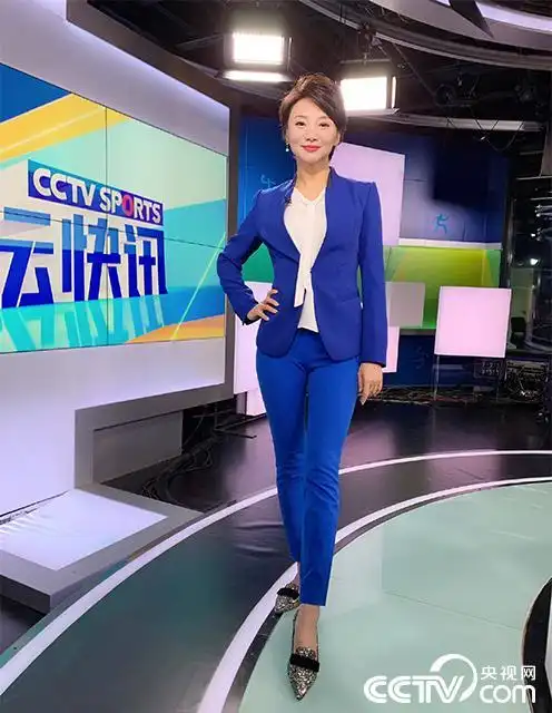 央视体育频道主持人梁毅苗高清图集