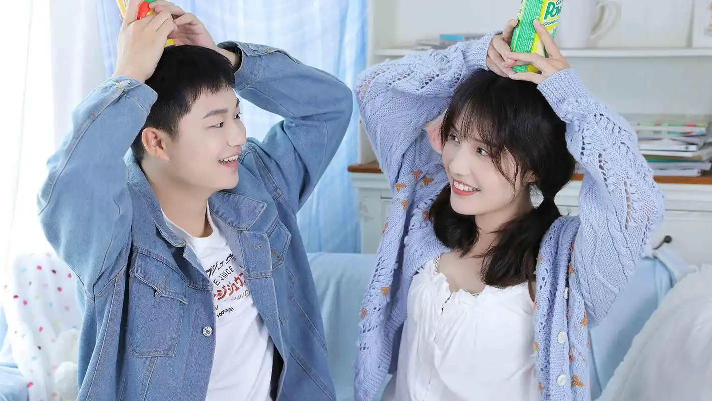 2021最新情侣甜蜜写真