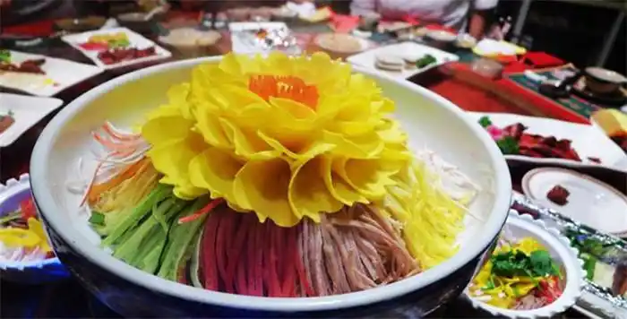 一顿饭要吃24道菜的洛阳水席