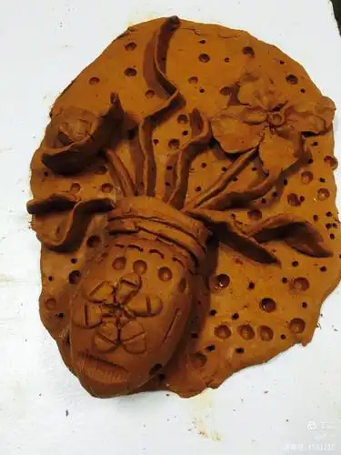 看看手工陶泥制品