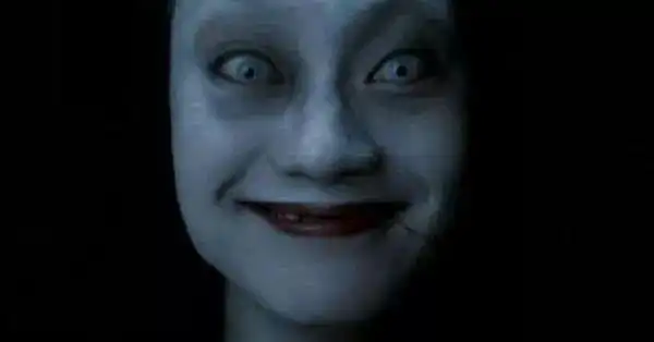 那些鲜血淋淋的死尸,浮夸的面部表情特写,撕心裂肺的惨叫.