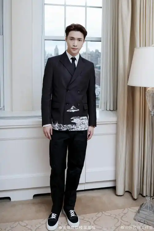 张艺兴##风格大赏