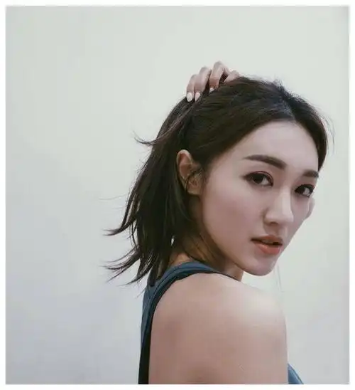 张宝儿直言不会局限于一纸婚书,不抗拒婚后迅速生宝宝