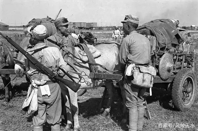 上海历史照片:1949年解放前夕 上海的国民党士兵和装备(上)