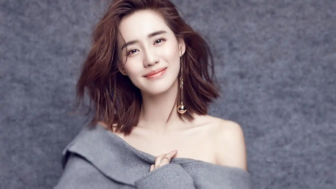 清纯美女王智唯美高清桌面壁纸_大陆明星_壁纸下载_美桌网