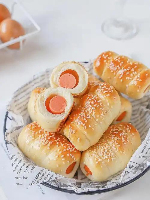 面包小白一次就能成功的火腿肠仔包