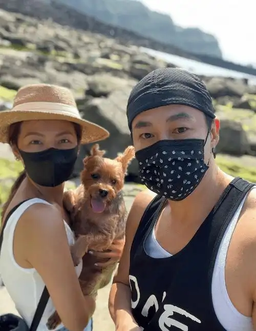 何润东庆恋爱16周年,斥资帮林姵希开饰品店好宠妻,选址引热议_老婆