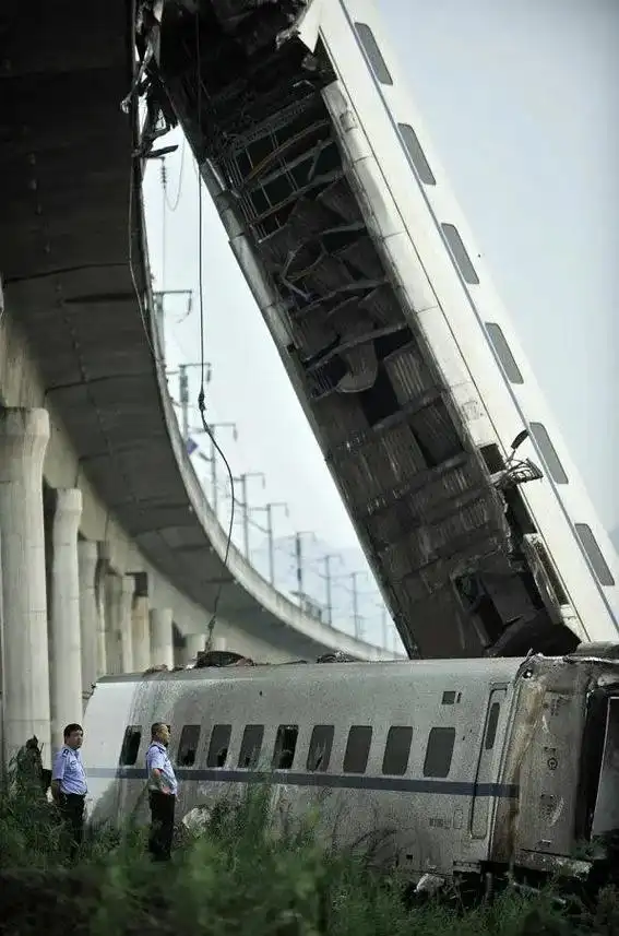 723动车事故/723银川空难.2011年7月23日,甬温线 - 抖音