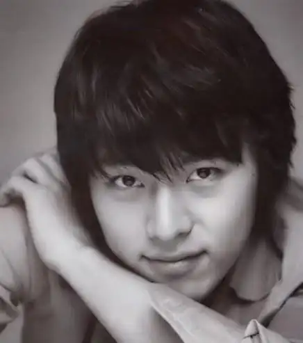 韩国最美10大男明星排行榜