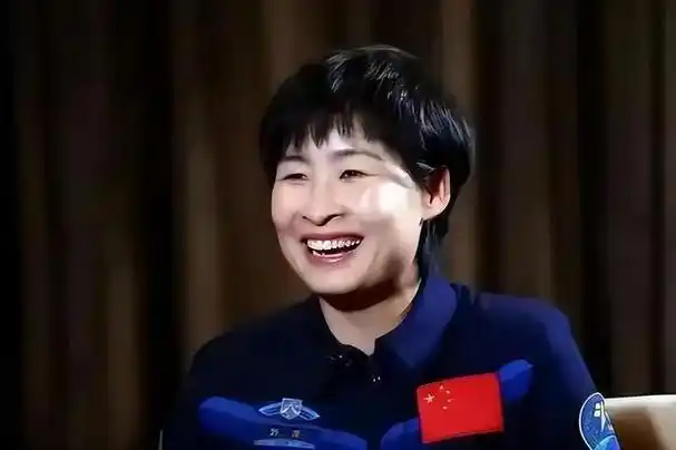 回顾为什么刘洋是特级航天员而王亚平是一级航天员