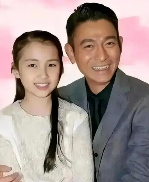 刘德华的女儿高调亮相,颜值爆表,或成娱乐圈"颜值担当"