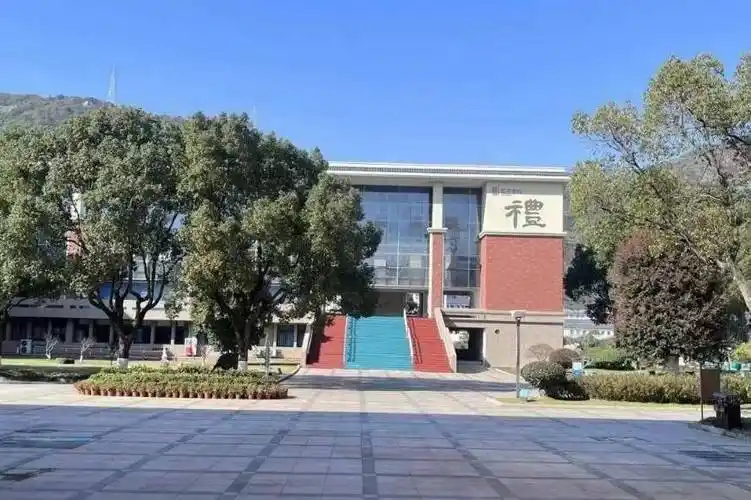 感恩母校行(126)| 走进浙江省乐清中学_活动_进行_学妹