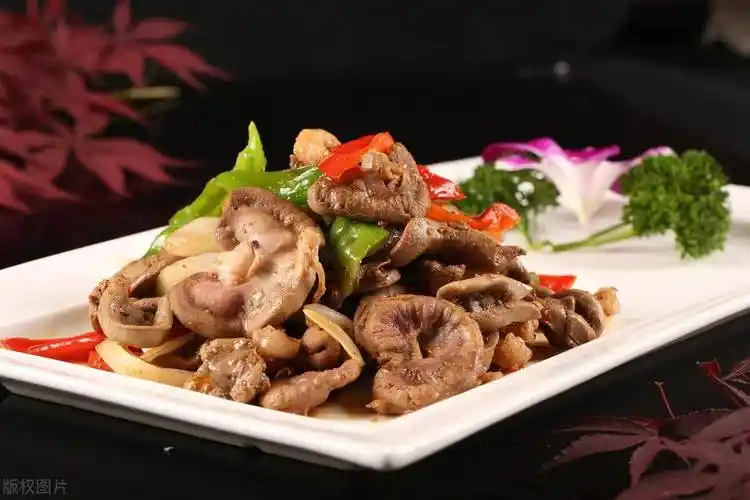 爆炒羊腰子的家常做法,简单易学,让人吃一口就停不下来_预处理_烧烤