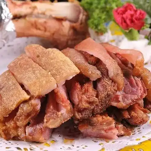 萌佳萌德国咸猪手带骨咸蹄髈整只脆皮烤猪肘子猪脚下酒菜预制菜