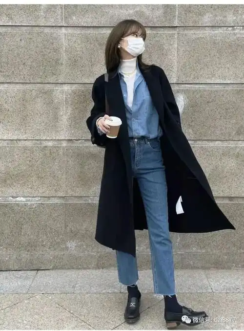 黑色大衣怎么搭配裤子和鞋子好看