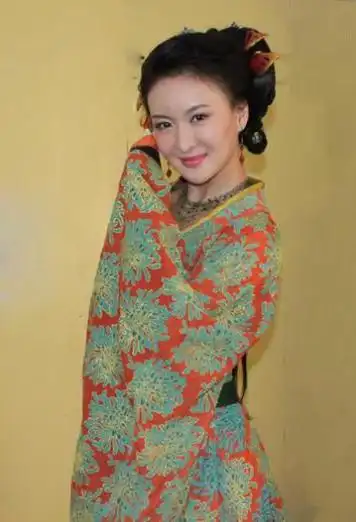 财神客栈老板娘(财神客栈老板娘玉玲珑)