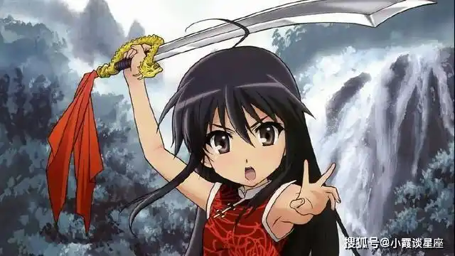 跟父母在一起,因为父母管的太多了,等到长大后却被工作压力限制自由