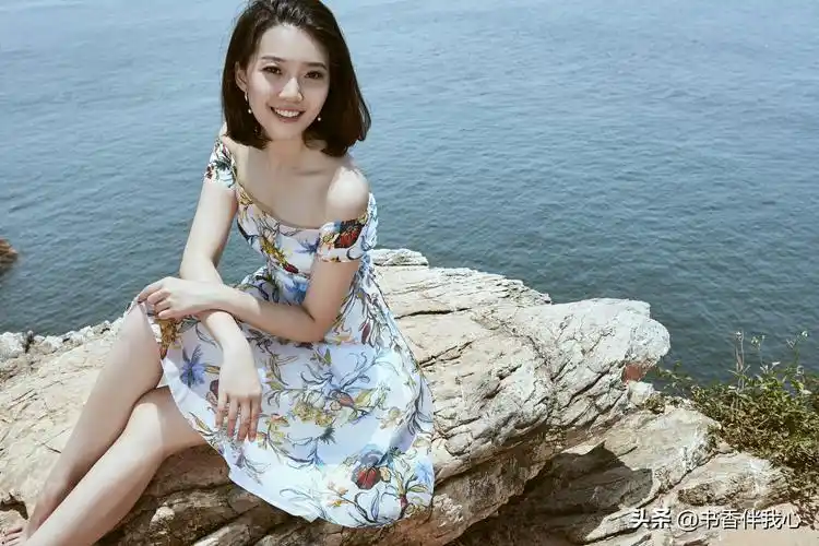 凤凰卫视女主持人全荃,太漂亮了