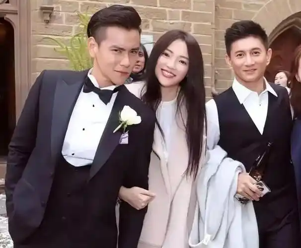 但尽管张歆艺多次"碰瓷"刘诗诗,刘诗诗却从来没借此大做文章,也许正是