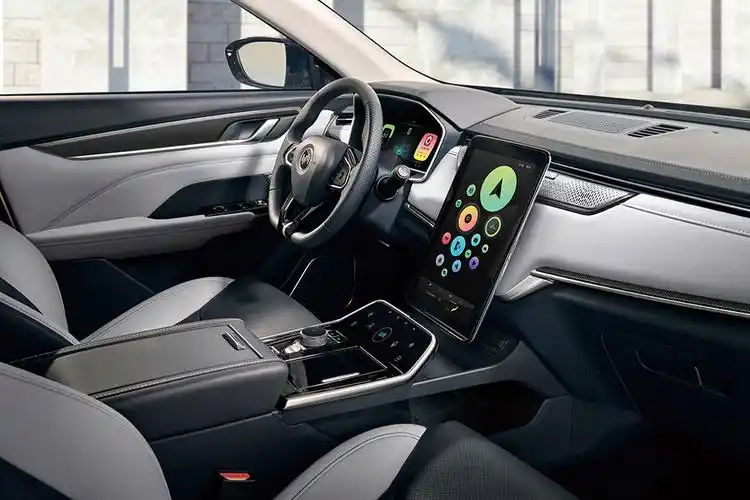 零接触智能交互suv ex5-z上市,概念车maven亮相,威马汽车品牌焕新