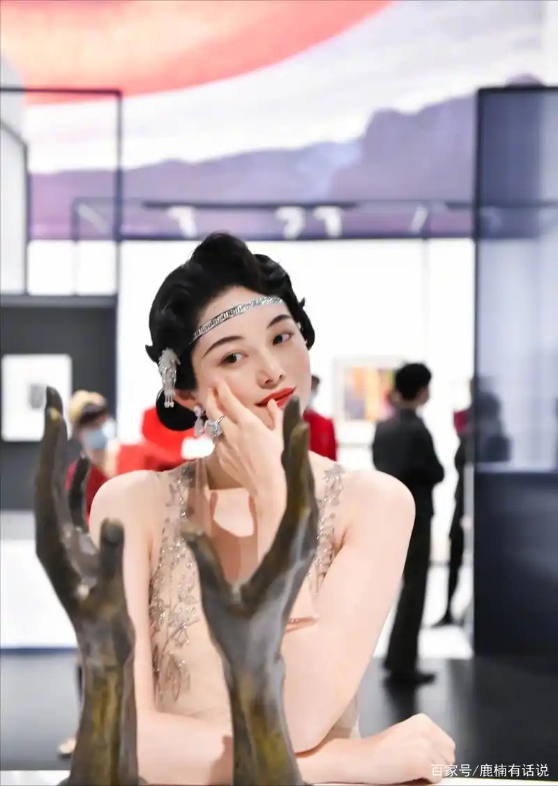 "豆瓣女神"雷婉莹:为了出名不惜代价,我要活成别人眼中的样子