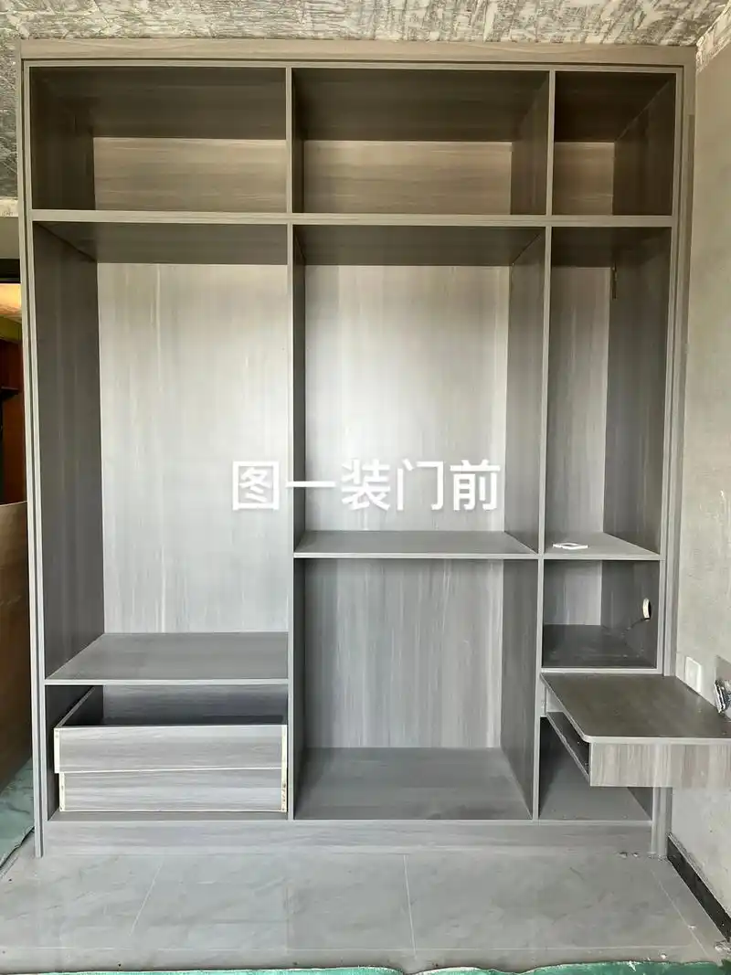 创作灵感 #抖音图文来了,分享三款平开门衣柜内部格局图,以 - 抖音