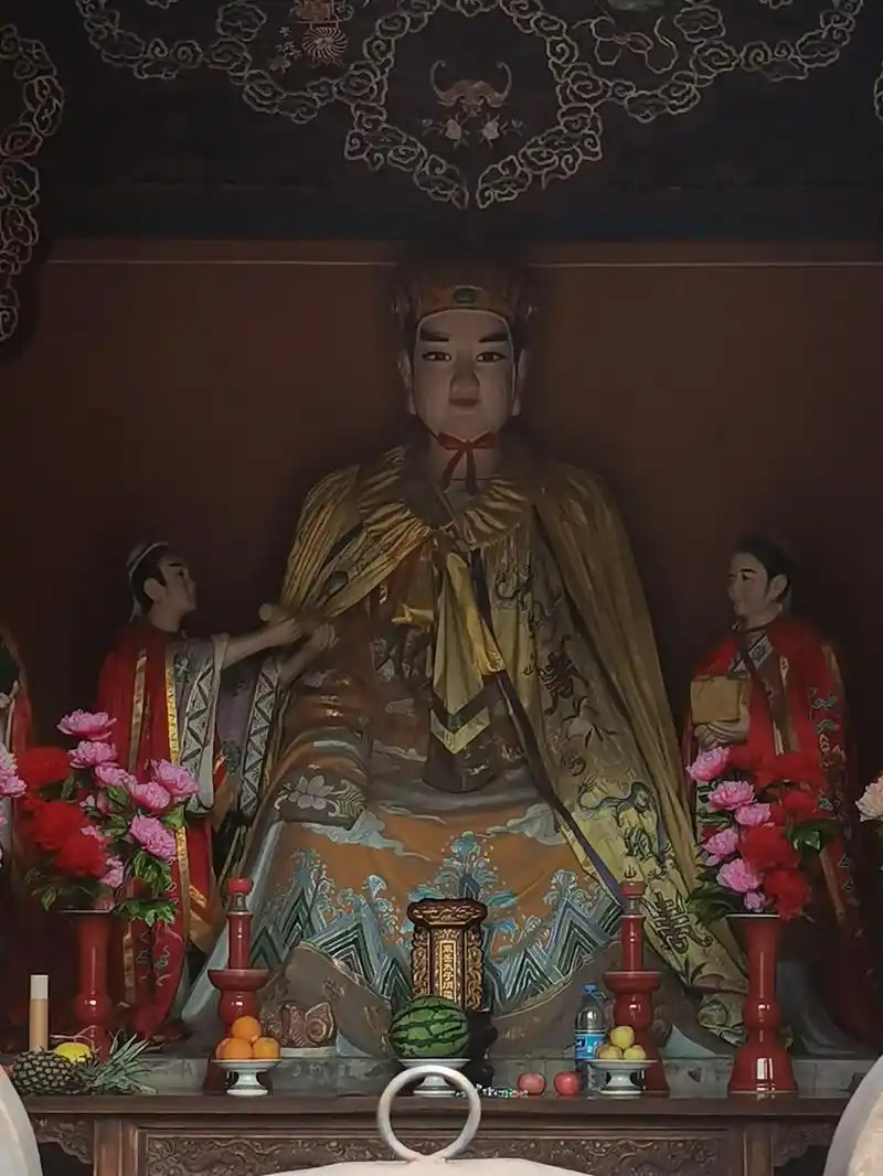 东岳庙的塑像 - 抖音