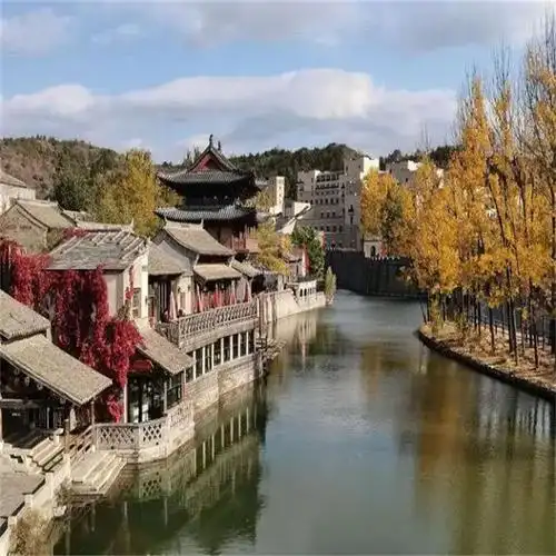 北京周边自驾游的两日游,最好是去那个八达岭十三陵,还有北戴河那面