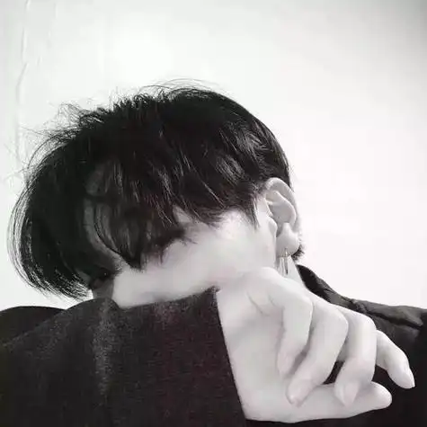 男生头像伤感黑白吐烟 - 搜狗图片搜索