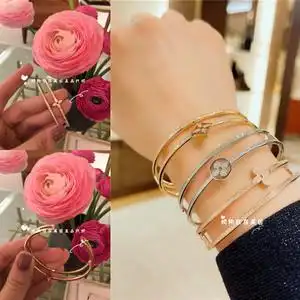 louisvuitton路易威登lv购物狂新款 女士18k金钻石花卉手镯q95816