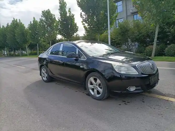 徐州抵押车10年别克英朗出售