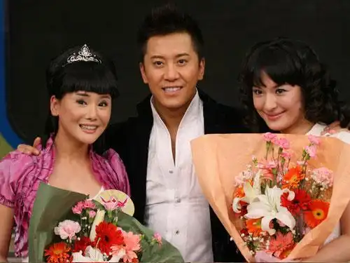 49岁毛宁近照,老婆长的这么漂亮,难怪隐藏了整整10年