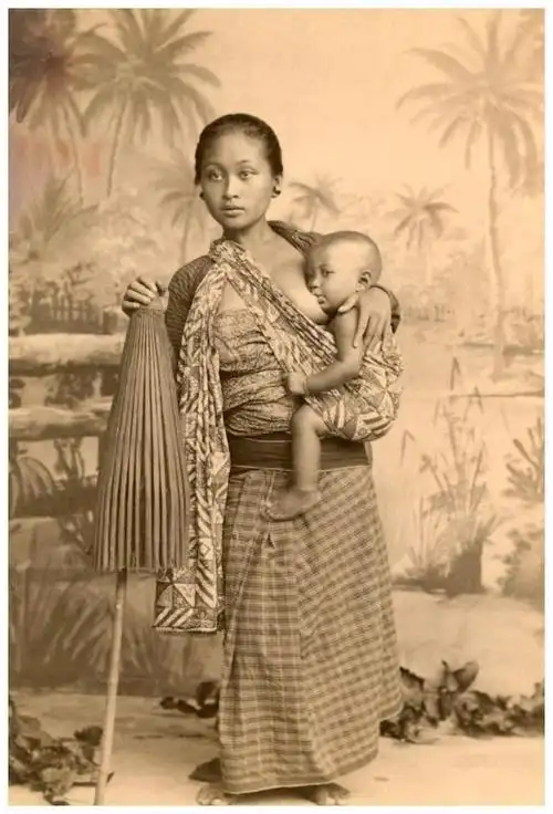 美国国家地理杂志的老照片世界各地的母亲那浓浓的母爱