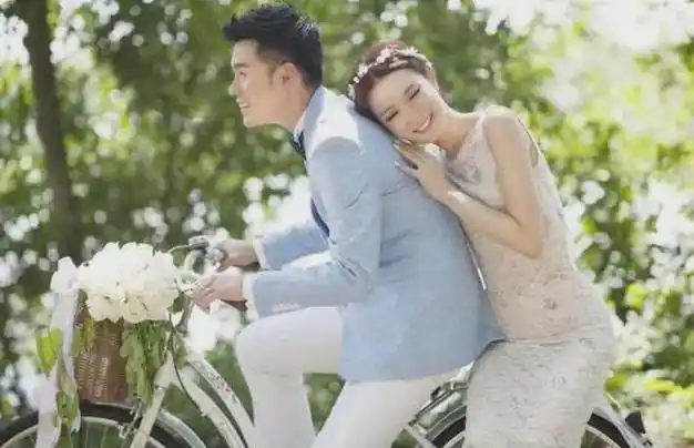 那个被陈赫抛弃的初恋女孩10年后活成了另外一番模样