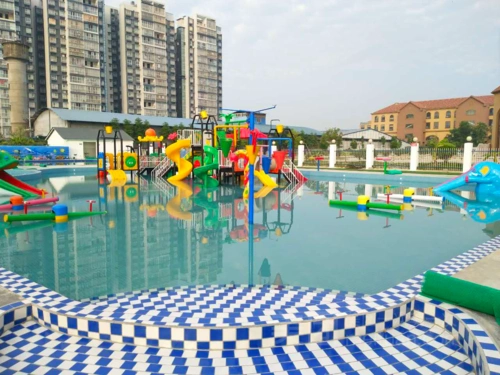 假日时光水上乐园