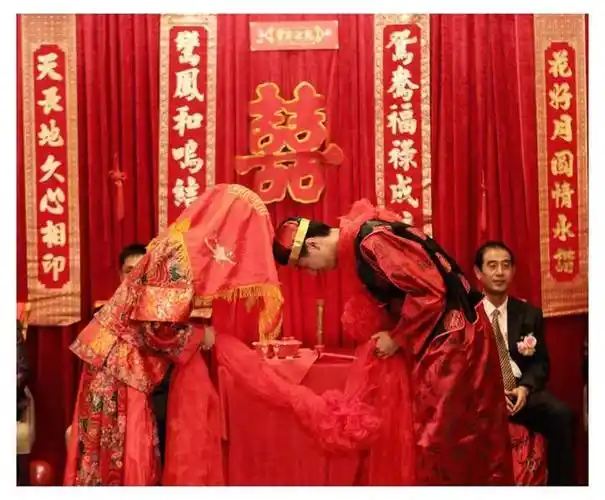 拜堂的由来和意义 古代拜堂和现代拜堂的区别 - 中国婚博会官网