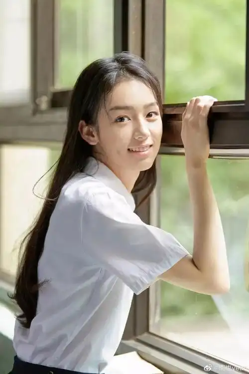 周也女演员个人资料(周也一位充满魅力的演员)