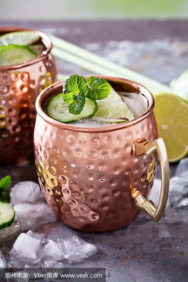 青柠黄瓜莫斯科骡子鸡尾酒