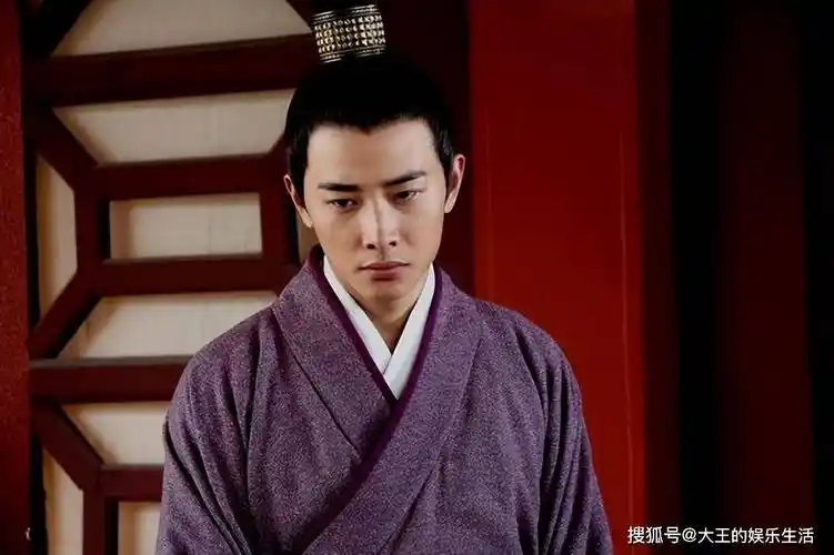 这一次,42岁的罗晋,又给娱乐圈来了个"回马枪"_唐嫣_合作_战争