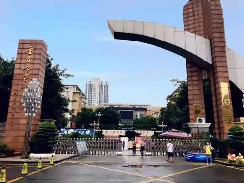 勤学不怠——铜梁区艺体教师赴重庆市巴川中学跟岗研修学习第二天