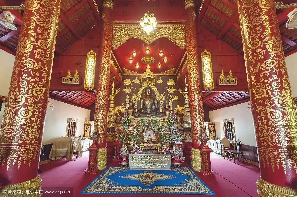 泰国清莱玉佛寺室内高清图